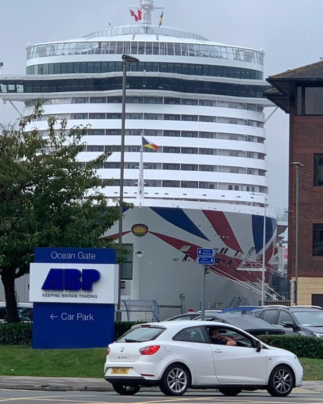 A beautiful day for a cruise 🚢 🚢⚓️🛳️