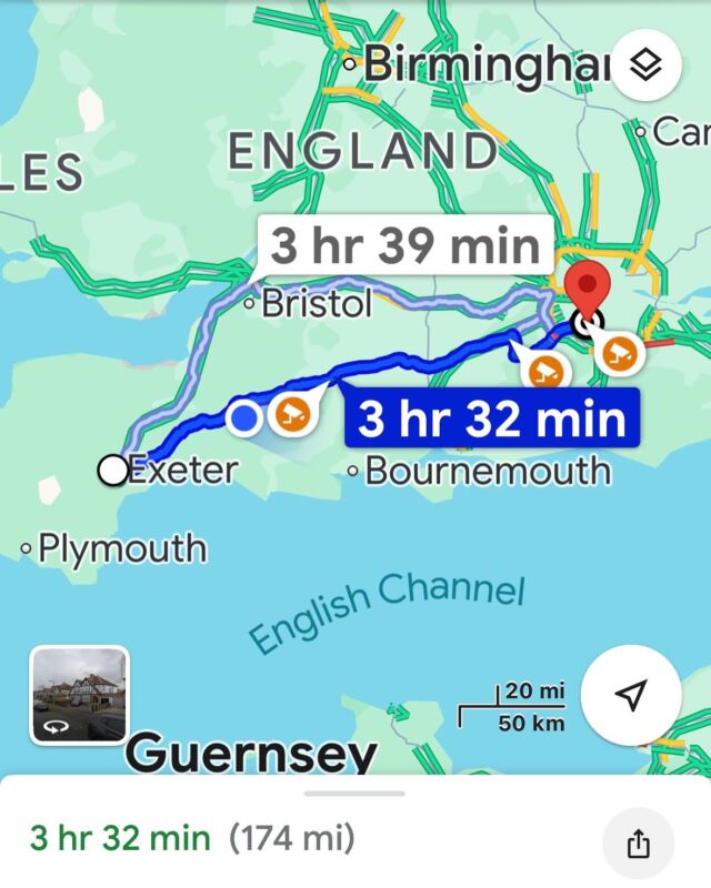 Just a quick run to London this morning, made easier with comfortable leather seats, USB Changing Points , tv / dvd player and independent heat / air conditioning for the back seats,  #sherborne #sherbornetaxis #sherbornetaxi #sherbornecab #sherbornetransport #sherborne airport transfer #seaport #sherbornelongdistance #sherbornedorset  Email contact sherborne.taxi.  @taxis_hounslows_sherborne_