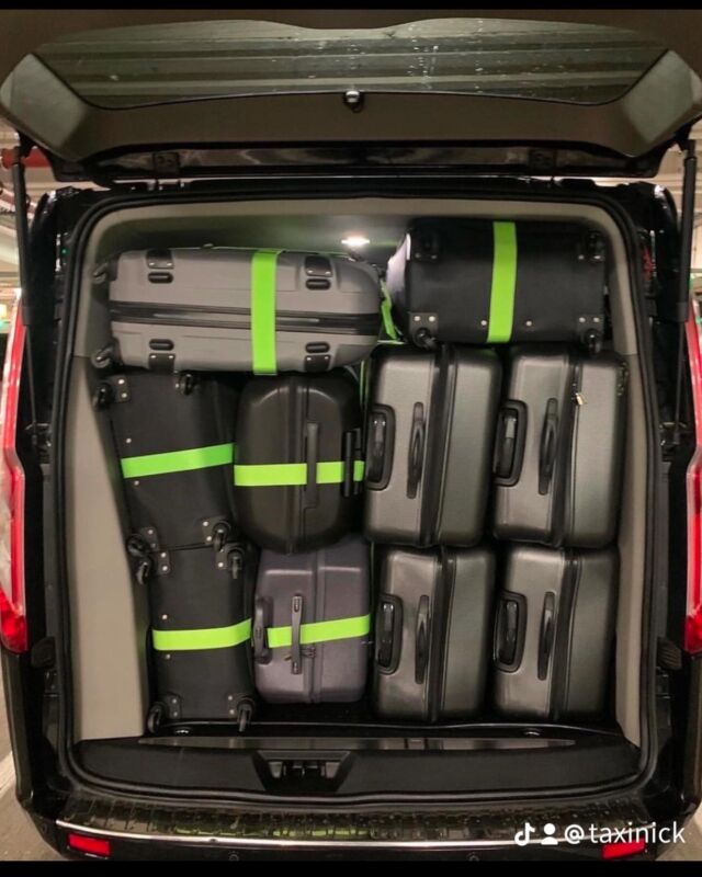 Enough room for the kitchen sink as well 😃👌